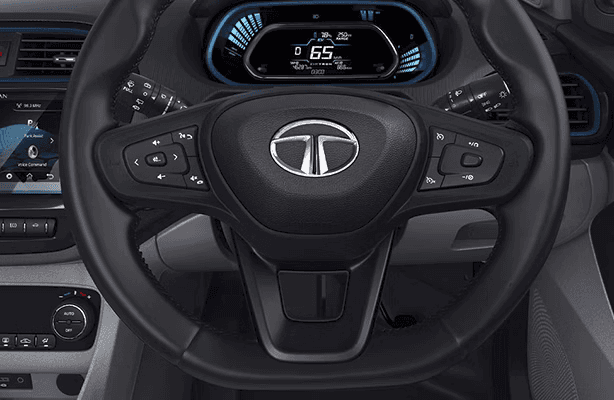 Flat-Bottom Steering Wheel